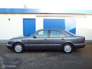 Mercedes-Benz 200-serie - W210 E200