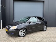 Volkswagen Polo - 1.4-16V Trendline airco, 5drs
