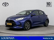 Toyota Yaris - 1.5 Hybrid Dynamic | Navigatie | Parkeercamera | Lichtmetale