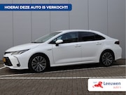 Toyota Corolla - 1.8 Hybrid Style | Stoelverwarming | Camera | Navigatie | Or