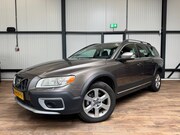 Volvo XC70 - 2.4 D5 Summum / AWD / Automaat / LEDER / CRUISE / BLIS / Mem