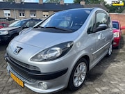 Peugeot 1007 - 1.4-16V Sesam Sporty