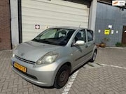 Daihatsu Sirion - 2 1.0-12V Trend