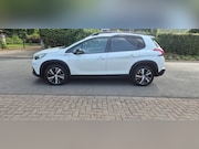 Peugeot 2008 - 1.2 Pure Tech GT Line*navigatie*camera*ECC*cruise*lichtmetaa