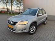 Volkswagen Tiguan - 2.0 TSI Comfort&Design 4Motion