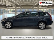Volvo V50 - 2.4 Momentum Trekhaak, carkit...