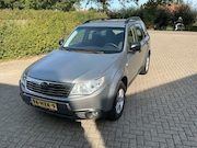 Subaru Forester - 2.0 COMFORT 4WD