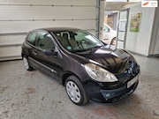 Renault Clio - 1.2 Special Line