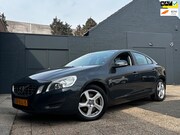 Volvo S60 - 2.0T Intro Edition | Automaat