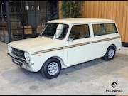 MINI Clubman - Austin Estate 1000. Gave Italiaanse auto. Hoedenplank