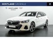 BMW 5-serie - 550 5 Serie Touring 550e xDrive M Sport Automaat / Tre