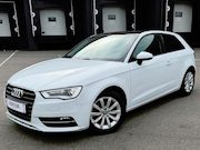 Audi A3 - 1.4 TFSI Attraction LAGEKM! CLIMA/STOELVERWARMING/LMV