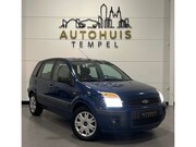Ford Fusion - 1.6-16V Trend Automaat Airco 5deurs Parkeersensoren Unieke K