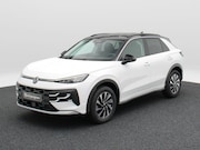 Volkswagen T-Roc - Life First Edition 1.5 eTSI 116 PK | Trekhaak | Stoel- & Stu