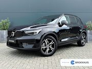 Volvo XC40 - 2.0 B4 Plus Dark | Panoramadak | Harman/Kardon | Trekhaak | 