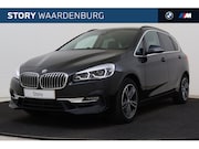 BMW 2-serie Active Tourer - 220i Luxury Line Automaat / Trekhaak / Adaptieve LED / Park
