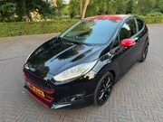 Ford Fiesta - 1.0 Ecoboost Black/Red Edition 140PK/Navi/PDC/17inch/Stoelve