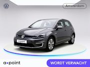 Volkswagen e-Golf - E-DITION 136 pk | Warmtepomp | Navigatie | Parkeersensoren |
