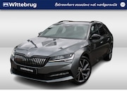 Skoda Superb - Combi 1.4 TSI iV 218pk Sportline DSG Automaat / Panorama sch