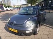 Volkswagen Beetle - Cabriolet 1.6 Highline .