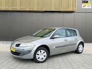 Renault Mégane - 1.6-16V Dynam Comf Automaat|Nwe APK| Carplay | Cru