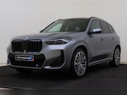 BMW X1 - xDrive25e M Sport Automaat / Panoramadak / Trekhaak / Sports
