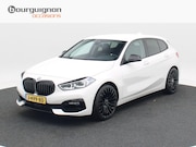 BMW 1-serie - 118i 140 Pk High Executive Edition | M-Design | Stoelverwarm