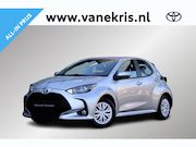 Toyota Yaris - 1.5 Hybrid 115 Active, Startknop, Navigatie