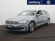 Volkswagen Passat - Variant 1.4 TSI PHEV GTE Business Navigatie - LED - Camera -