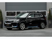 BMW iX1 - xDrive30 67 kWh |Pano|DAB|Camera|Sfeerverlichting