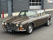 Jaguar XJ - 4, 2