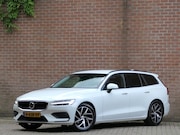 Volvo V60 - T4 AUT Nieuwe Banden Polestar optimalisatie / DAB+ / Apple C