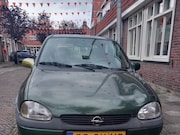 Opel Corsa - 1.2i-16V Strada