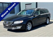 Volvo V70 - 2.0 T5 245pk Nordic+ SCHUIFDAK XENON 2e eig.! NL-auto