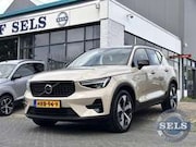 Volvo XC40 - 2.0 B4 Plus Dark 197PK/KEYLESS/ZEERCOMPLEET