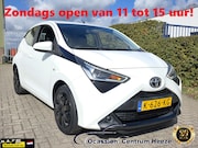 Toyota Aygo - 1.0 VVT-i x-Play, Camera, Carplay! 31-12-2020! VAN/VOOR WEKE