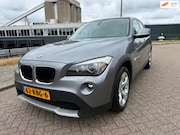 BMW X1 - SDrive18i Executive_AUTOMAAT_LEER_NETTE AUTO