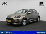 Toyota Yaris - 1.5 Hybrid Active | Navigatie | Parkeercamera | Apple Carpla