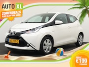 Toyota Aygo - 1.0 VVT-i x-play Camera Bluetooth LED