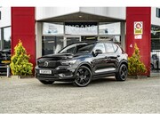 Volvo XC40 - | 70 KWH | ALL BLACK | 19' zwart | AppleCarPlay | 1500kg tre