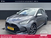 Toyota Yaris - 1.5 Hybrid Executive Bi-tone edition Navigatie, Dodehoekdete