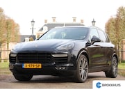 Porsche Cayenne - 4.8 Turbo | ELEKTR. TREKHAAK | LUCHTVERING | ELEKTR. VOORSTO