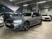 BMW 3-serie - Touring 330e xDrive|M-Sport Shadow|Pano|HU