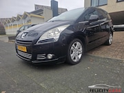 Peugeot 5008 - 1.6 THP Blue Lease Executive 7p