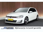 Volkswagen Golf - 2.0 TSI 230pk DSG GTI Performance Xenon Camera Navigatie Cru