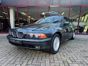 BMW 5-serie - 523i Executive | Youngtimer! | Nieuwstaat! | Vermontgrün Met