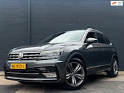 Volkswagen Tiguan - 1.4 TSI | R-Line | Navigatie | Trekhaak | Stoelverwarming |