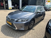 Lexus CT 200h - 200h Business Launch Edition, Navi, Dealer auto, Alcantara,