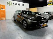 Volvo V60 - 2.0 B3 Essential 1e Eig, Navi-Camera, Leder Int, Apple-Carpl