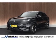 Volkswagen T-Roc - 1.5 eTsi 150pk DSG R-Line First Edition Trekhaak Camera Keyl